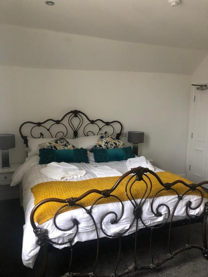 The Lion Hotell Broseley Exteriör bild
