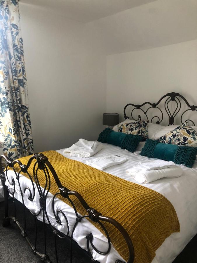 The Lion Hotell Broseley Exteriör bild