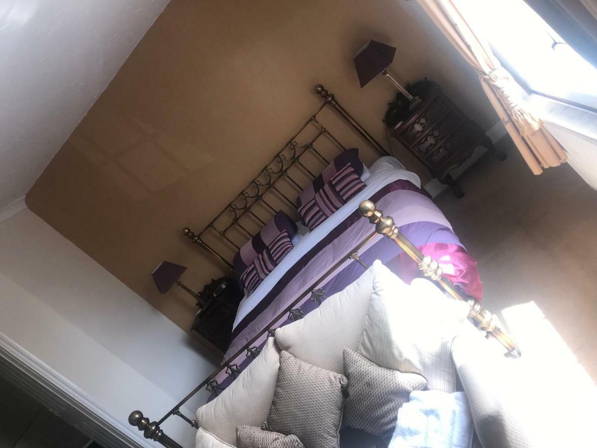 The Lion Hotell Broseley Exteriör bild